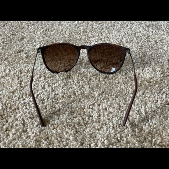 Ray-Ban Erika Classic - Picture 3 of 4